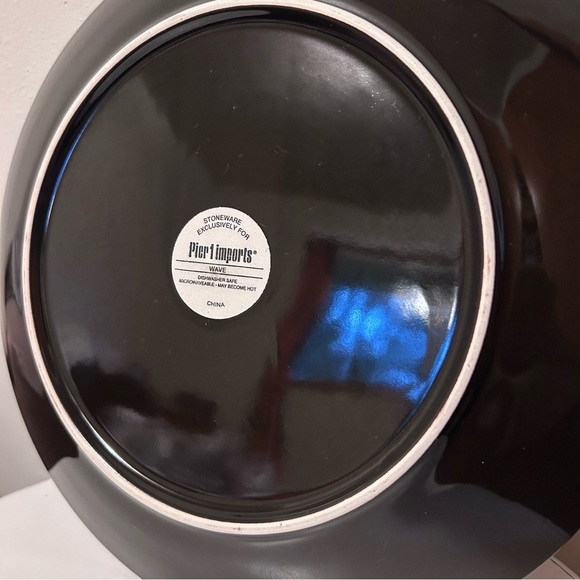 Pier 1 Set Dinner Plates Four "Wave" Stoneware Dinner Plates 11 Inches Brown Tan - Picture 3 of 7